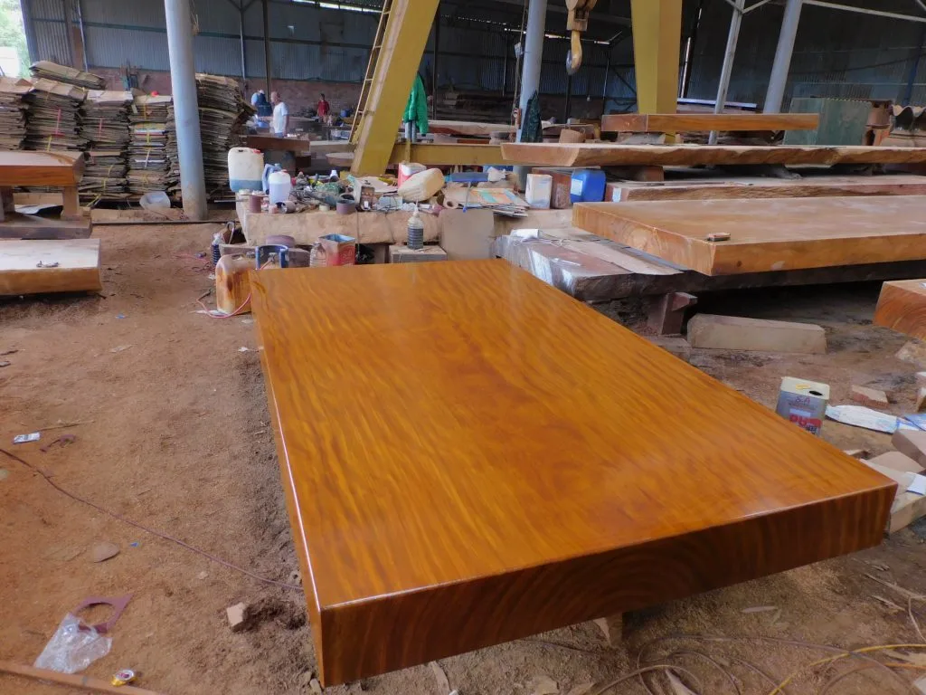 Sập Phản Gỗ Tự Nhiên: Sang Trọng Và Độc Đáo giá sập phản gỗ